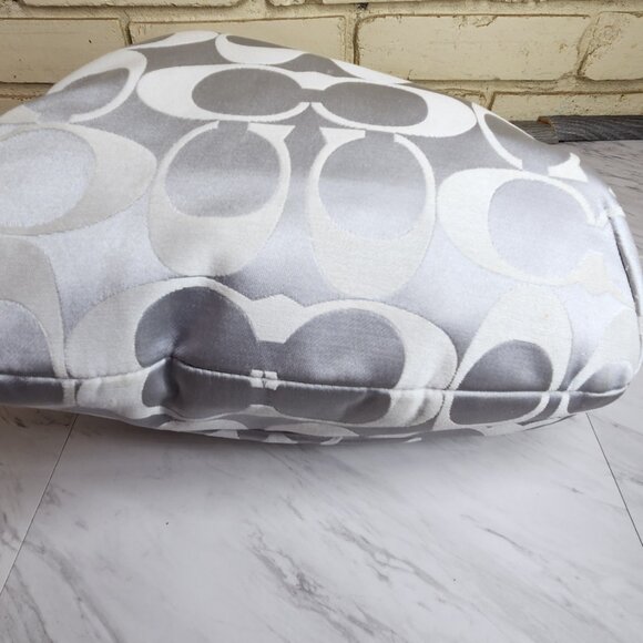 Euc Coach Kristin Y2k Signature C's Silver & Gray Shoulder Bag - Picture 7 of 13